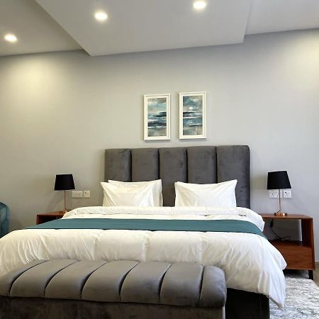 24 Roma Aparthotel Lusaka Exteriör bild