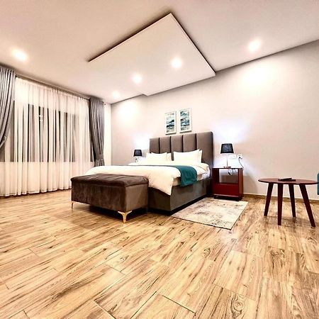 24 Roma Aparthotel Lusaka Exteriör bild