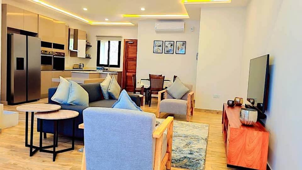 24 Roma Aparthotel Lusaka Exteriör bild