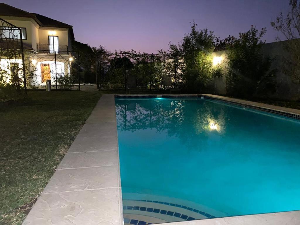 24 Roma Aparthotel Lusaka Exteriör bild