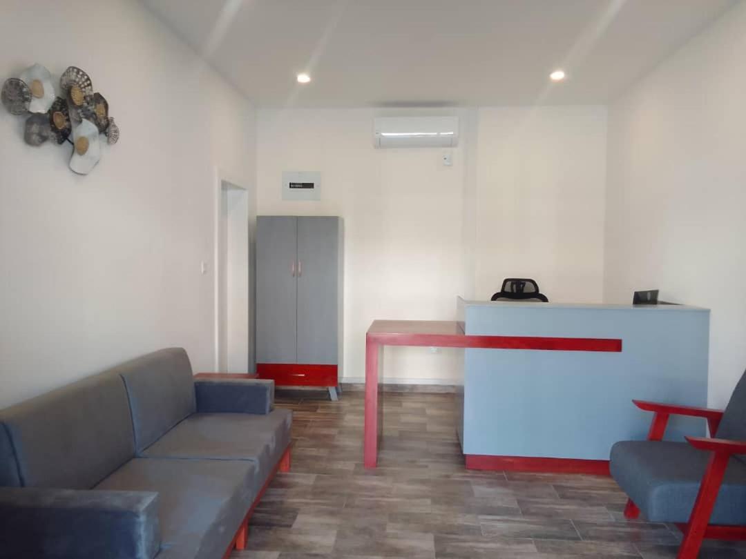 24 Roma Aparthotel Lusaka Exteriör bild